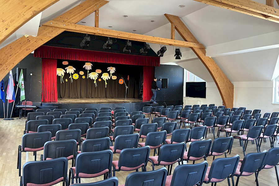 Krajevni praznik na golem