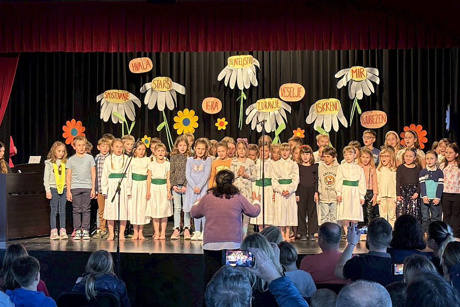 Krajevni praznik na golem