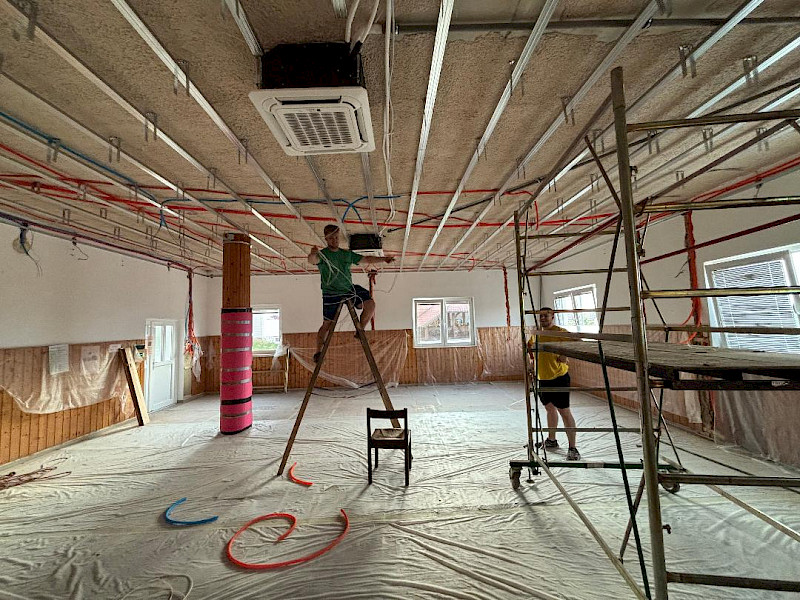 Poletno dogajanje v Škriljah